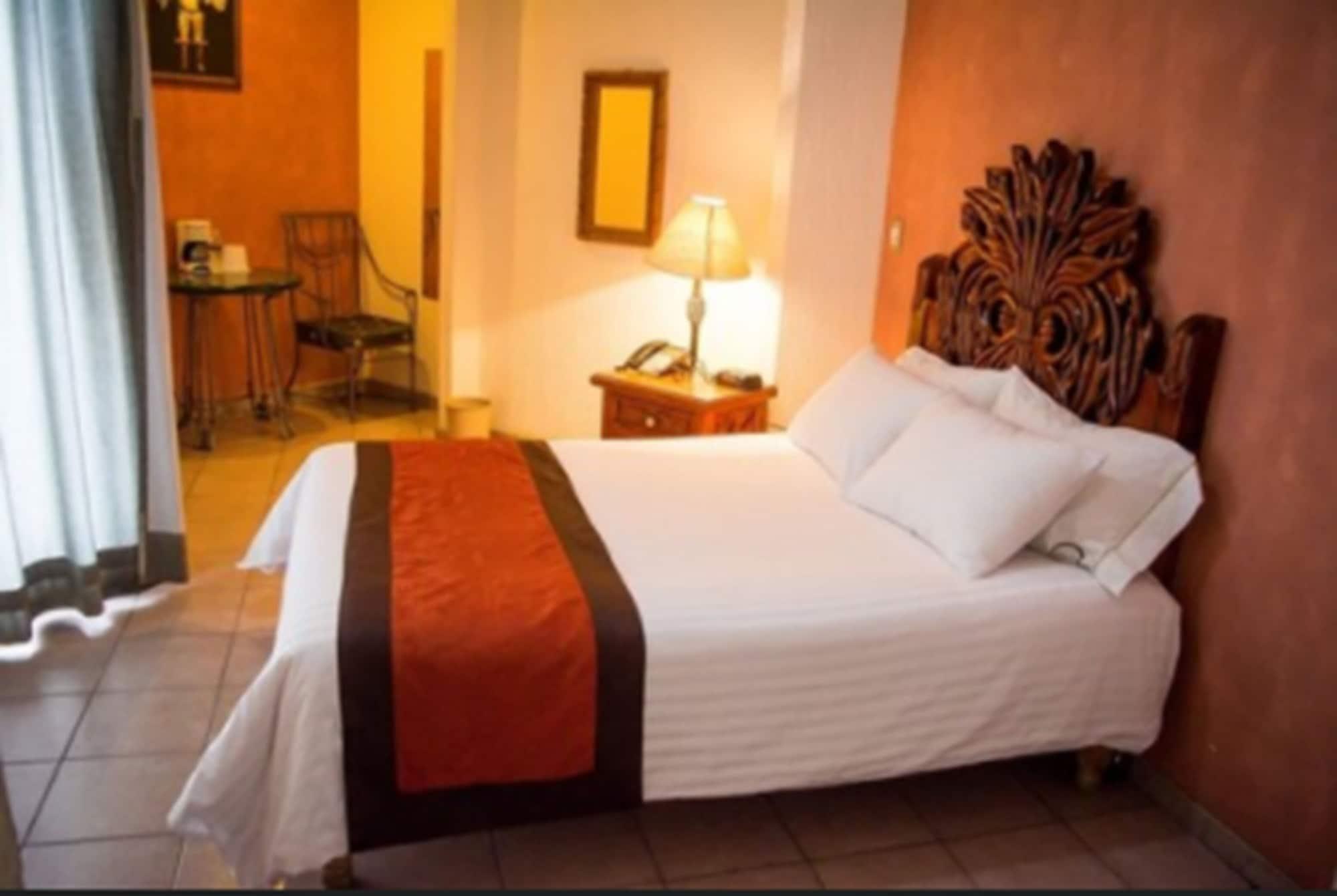 Hotel Real Azteca Boulevard ليون المظهر الخارجي الصورة