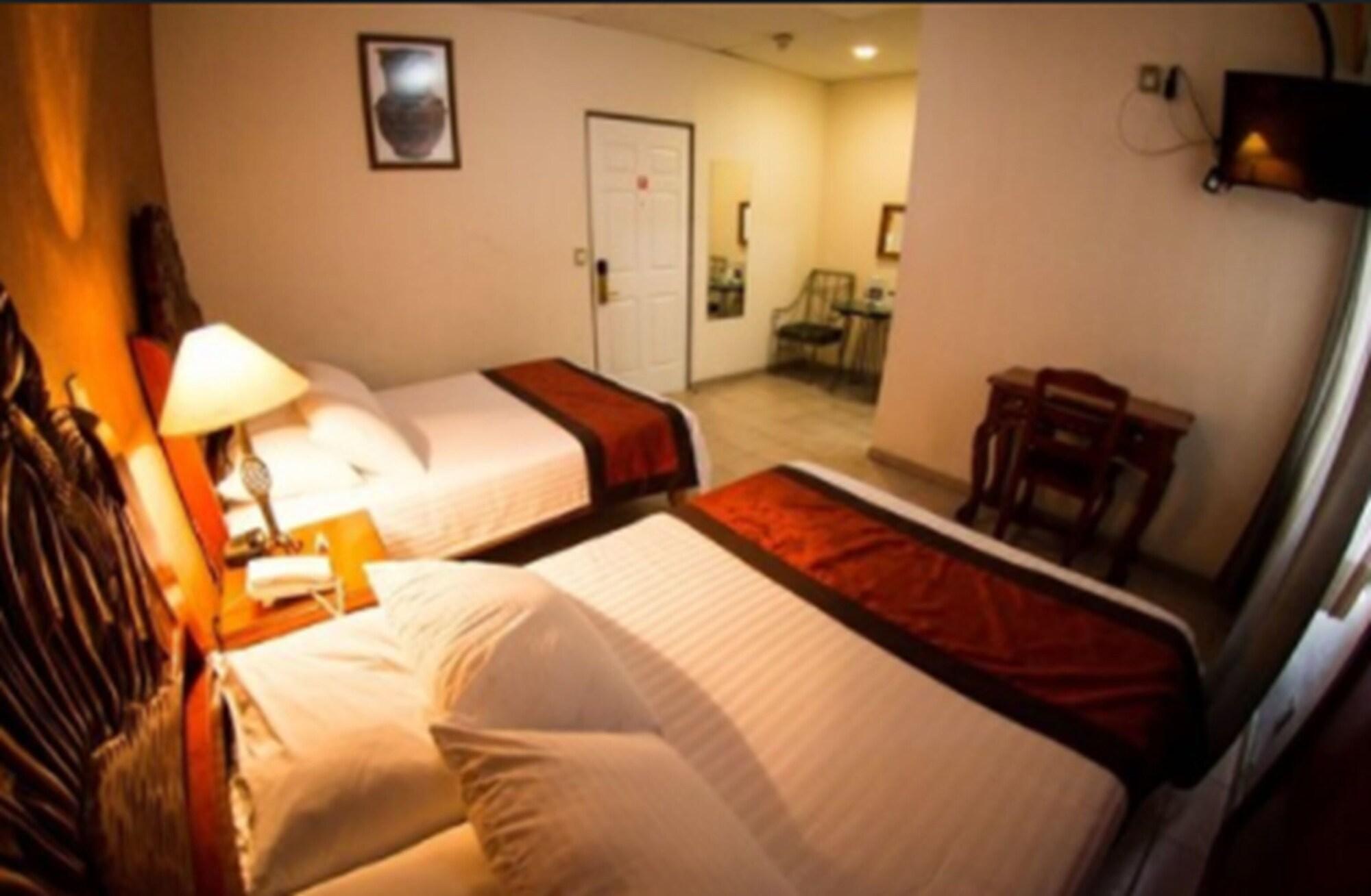 Hotel Real Azteca Boulevard ليون المظهر الخارجي الصورة