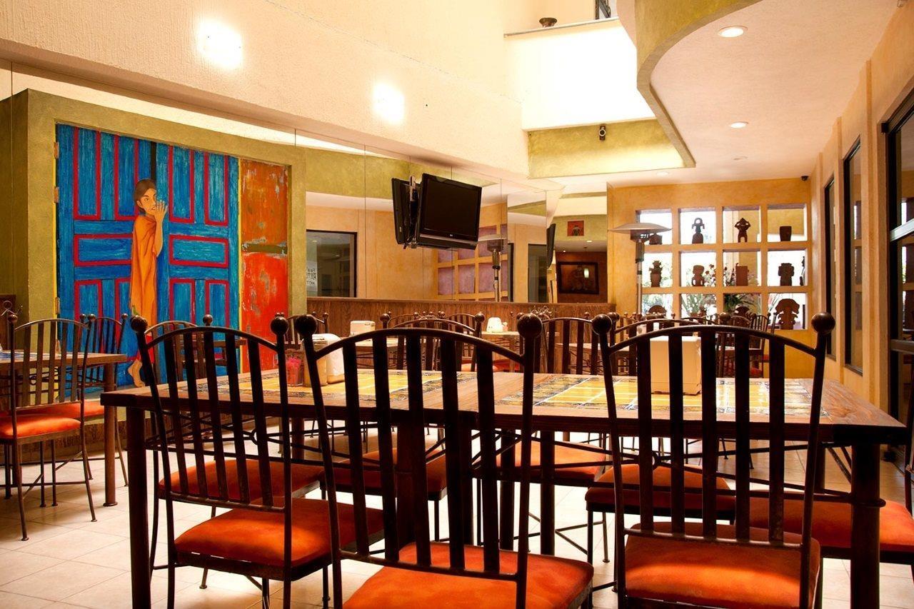 Hotel Real Azteca Boulevard ليون المظهر الخارجي الصورة