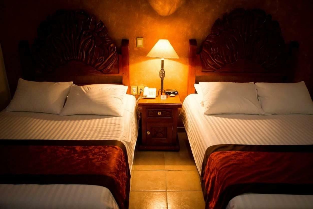 Hotel Real Azteca Boulevard ليون المظهر الخارجي الصورة
